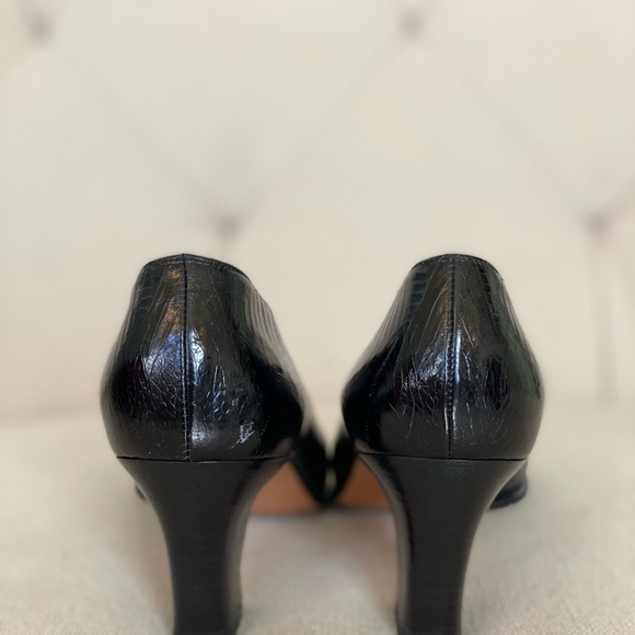 Salvatore Ferragamo Alligator Pumps - Picture 3 of 8